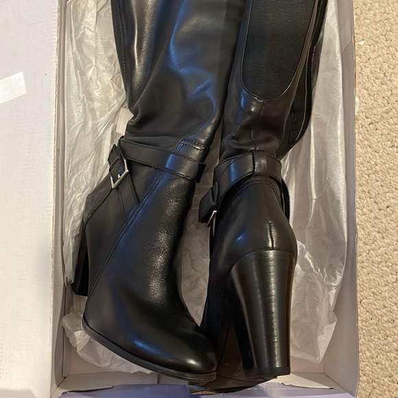 Marc Fisher's Kessler tall dress boots ankle strap buckle elastic back brown 7.5 - Picture 4 of 4